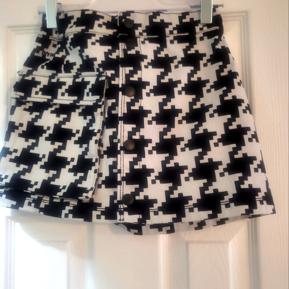 IVY PARK X ADIDAS HALLS OF IVY MONOGRAM/HOUNDSTOOTH SKIRT BY BEYONCÉ